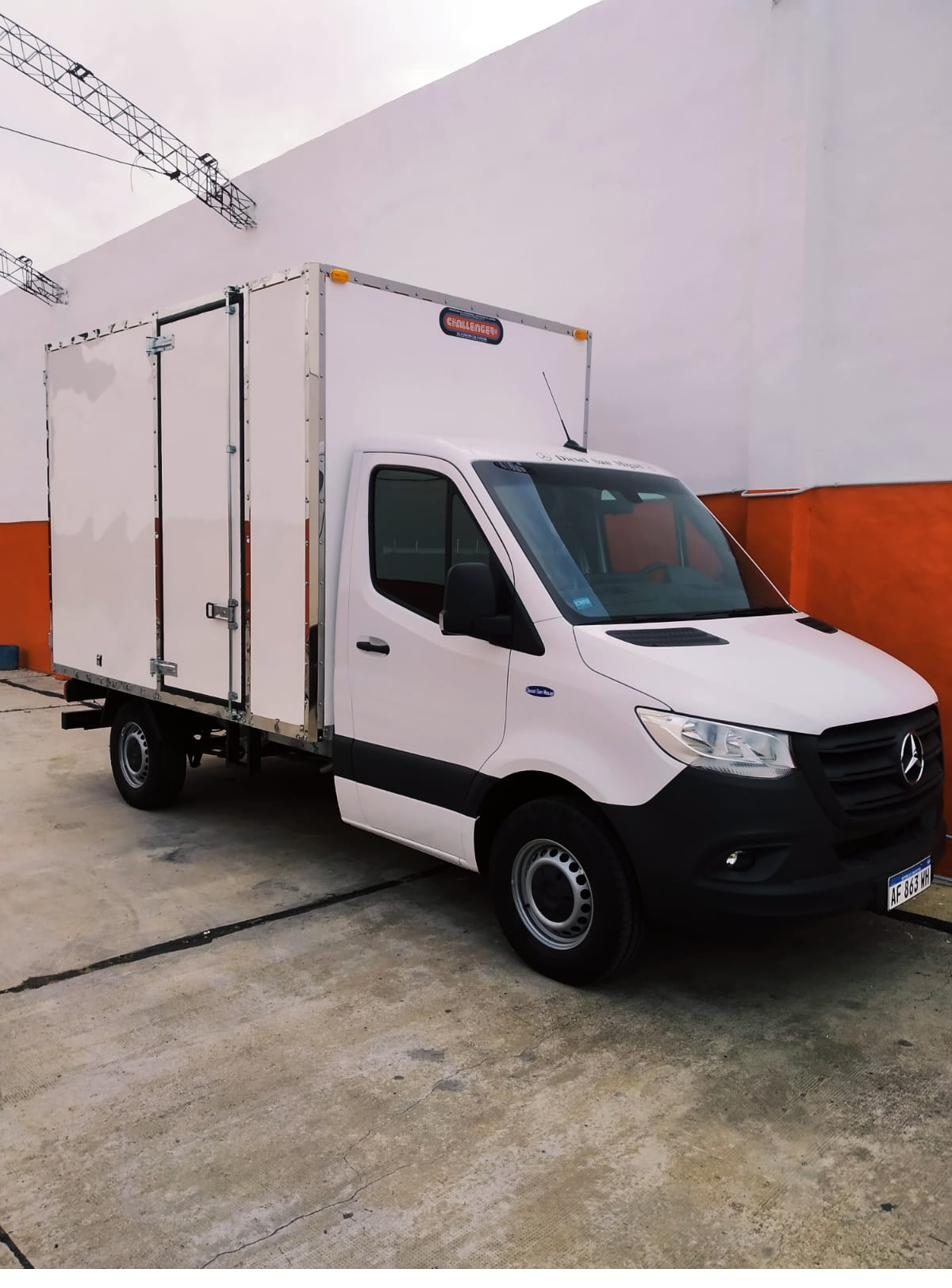 Mercedes-Benz Sprinter con caja para última milla